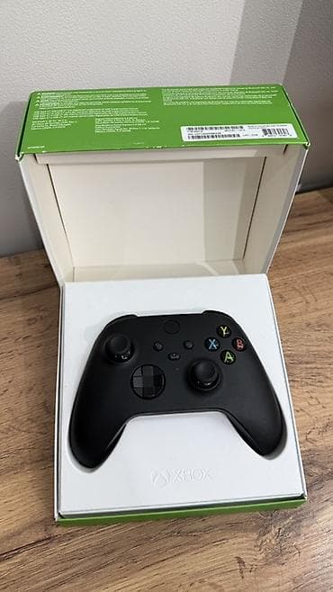 ps v: Геймпад Xbox Wireless Controller (черный) + кабель USB Состояние — 5