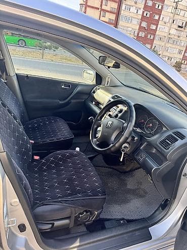 дайхатсу шараде: Honda Civic: 2004 г., 1.7 л, Вариатор, Газ, Хэтчбэк — 4