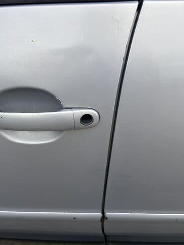 набор ключей для автомобиля в чемодане: Volkswagen : 1998 г., Механика, Бензиновая, Седан — 9