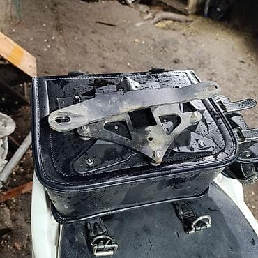 кофра: Пара мото-сумок с быстросъёмным креплением и замком - Материал — 4