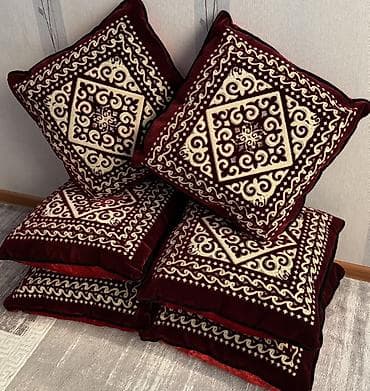 6 штук Набор декоративных напольных подушек в восточном стиле. -
