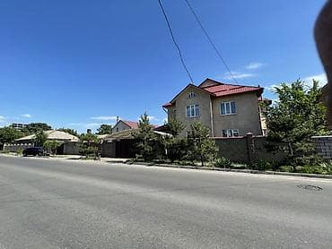 дом бишкек баят: 210 м², 7 бөлмө, Брондолгон эшиктер, Видео байкоо, Евроремонт — 2