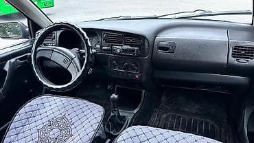 golf v: Volkswagen Golf: 1993 г., 1.8 л, Механика, Бензин, Седан — 4
