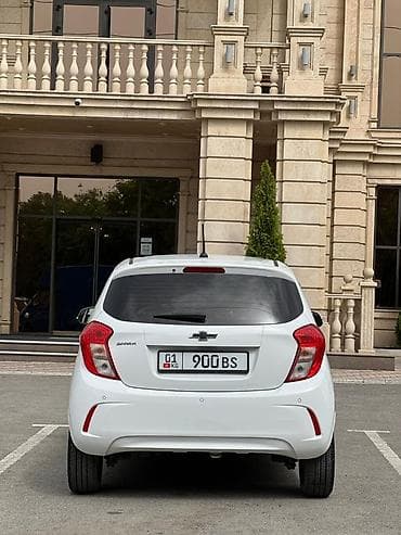 спарк 2: Chevrolet Spark: 2018 г., 1 л, Вариатор, Бензин, Хэтчбэк — 10