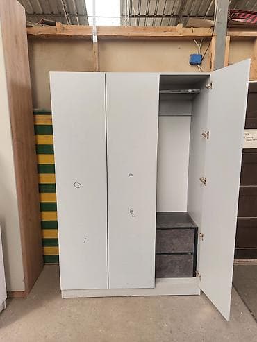 Шифоньеры, шкафы для одежды: Шифоньер, шкаф для одежды, Прямой — 1