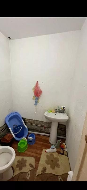 продаю новопавловка: 65 м², 4 комнаты, Забор, огорожен — 4