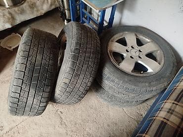 Колеса в сборе 215 / 60 / R 16, Зима, Б/у, Комплект, Литые, отверстий - 5