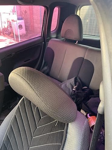 65 style: Продаётся компактный 5‑дверный хэтчбек серебристого цвета. Основные — 1