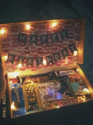 шоколадки: Подарочная коробка “Happy Birthday” с подсветкой и сладостями — 1
