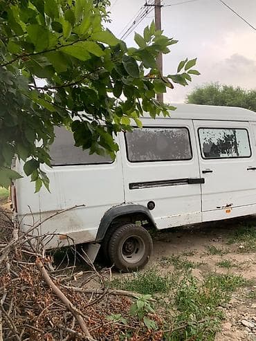 мерс 309: Mercedes-Benz : 1995 г., 2.9 л, Механика, Дизель, Фургон — 3