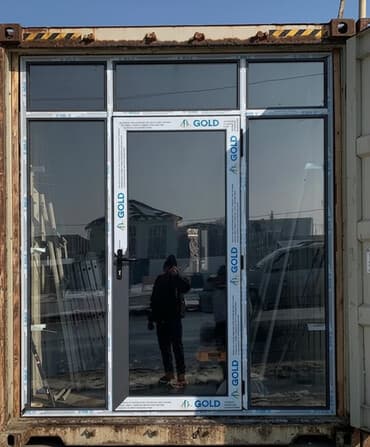 ящик из фанеры: Входная витражная группа из ПВХ с алюминиевым порогом. Состав: - — 1