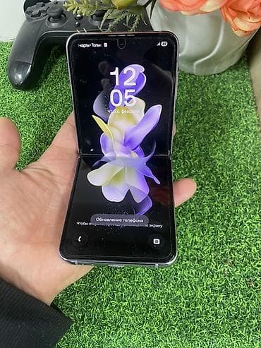 amoled: Samsung Galaxy Z Flip 4, цвет - Фиолетовый, 2 SIM — 3