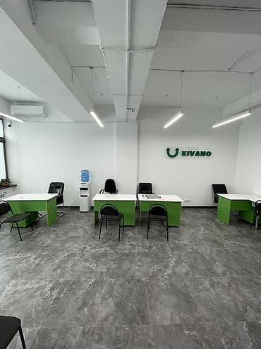 сдаю тренажерный зал: Аренда офисов, 52 м², В жилом комплексе, С видом на горы, 1 линия, С оборудованием — 5