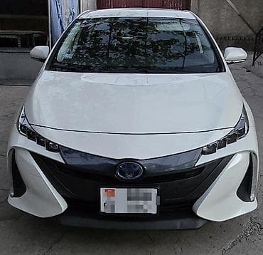 хайлендер 2024: Toyota Prius: 2019 г., 1.8 л, Автомат, Гибрид, Лифтбек — 2