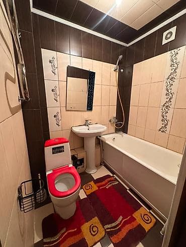 Недвижимость: 3 комнаты, 58 м², 104 серия, Кок-Жар мкр 104 серия, 3 этаж — 4