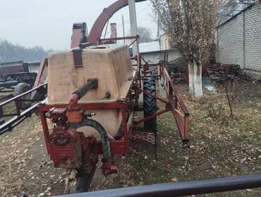 Сажалка картофеля,Опрыскиватель прицепной полевой Объем:2куба at lalafo.kg Сажалка картофеля,Опрыскиватель прицепной полевой Объем:2куба