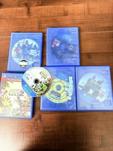ps move ps3: Набор игровых дисков для PlayStation 4. В комплекте: - Grand Theft — 1