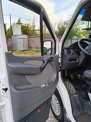 цены на китайские авто в киргизии: Легкий грузовик, Mercedes-Benz, Стандарт, 3 т, Б/у — 10