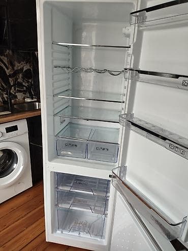 холодильник shivaki: Холодильник Shivaki, Двухкамерный — 2