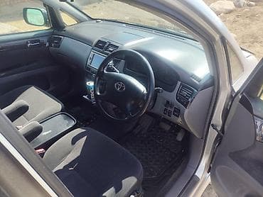 bmw e34 2 8: Toyota Ipsum: 2002 г., 2.4 л, Автомат, Бензин, Минивэн — 4