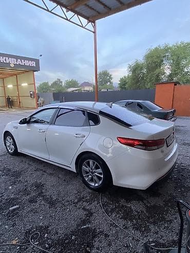 митсубиши спес стар: Kia K5: 2016 г., 2 л, Автомат, Бензин, Седан — 4