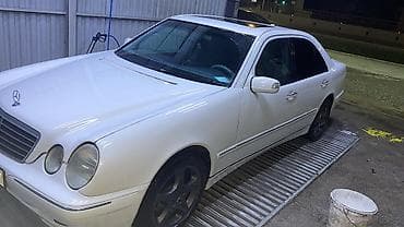 e 303: Mercedes-Benz E-Class: 2002 г., 3.2 л, Автомат, Газ, Седан — 4