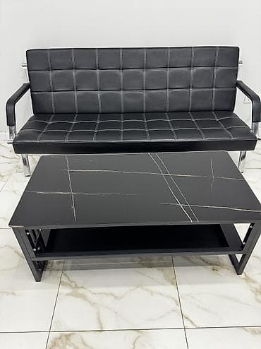 стеклянный стол: Прямой диван, Б/у, Трехместный — 4