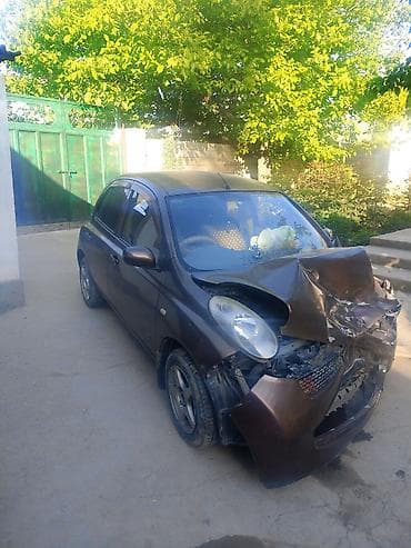 автомобиль мини: Nissan Micra: 2004 г., 1.2 л, Автомат, Бензин, Хэтчбэк — 3