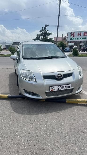 platz vitz: Toyota Auris: 2007 г., 1.6 л, Робот, Бензин, Хэтчбэк — 2