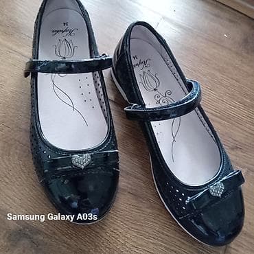 nike tech fleese: Туфли школьные. Натуральная кожа от российского бренда КАПИКА, 34 — 2