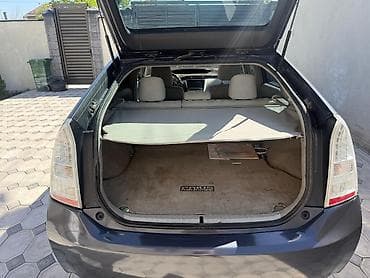 Продажа авто: Toyota Prius: 2011 г., 1.8 л, Автомат, Гибрид, Хэтчбэк — 4