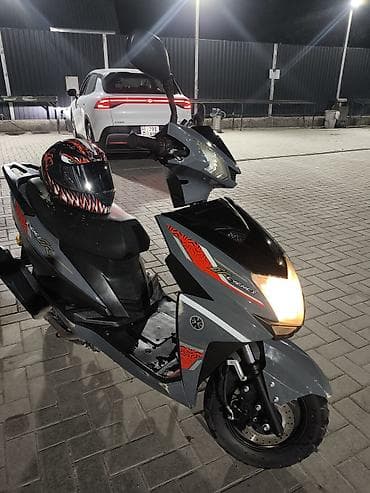 скуттер: Тип скутера Yamaha, 125 куб. см, Бензин, Б/у — 3