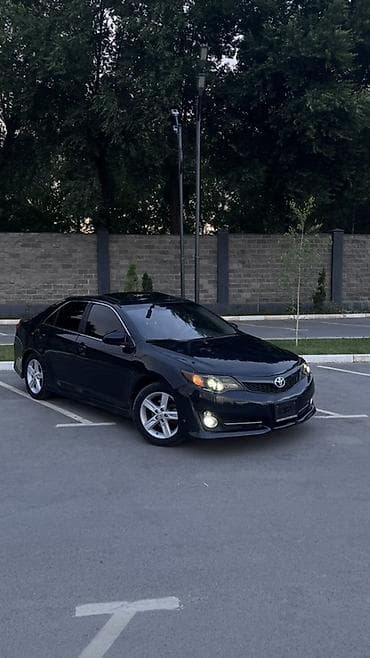 chrysler pacifica: Toyota Camry: 2012 г., 2.5 л, Газ, Седан — 2