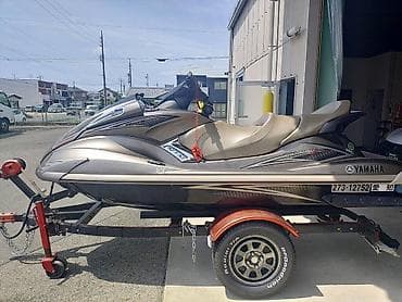 шилем: Yamaha WaveRunner (трёхместный гидроцикл) - Модель линейки WaveRunner — 8