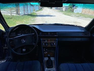 colf 2: Mercedes-Benz E-Class: 1998 г., 2.3 л, Механика — 9