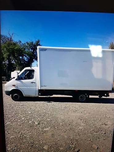 Грузовик, Mercedes-Benz, Стандарт, 3 т, Б/у at lalafo.kg Грузовик, Mercedes-Benz, Стандарт, 3 т, Б/у