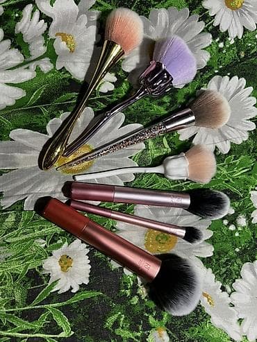 форма ufc: Набор кистей для макияжа (7 шт.) - Разнообразные формы и размеры — 5