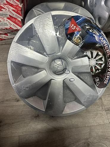 wheel: Колпаки R 15, Комплект — 4