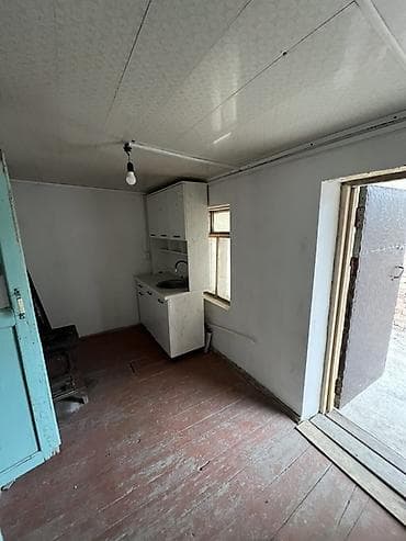 Однокомнатное помещение в одноэтажном блоке Описание: - Планировка