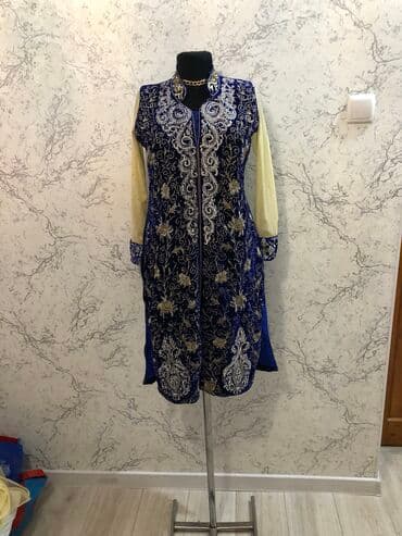 прокат карнавальных костюмов в бишкеке бишкек: Вечернее платье, Длинная модель, С рукавами, Стразы, XS, S, M — 15