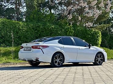 lexus 320: Toyota Camry: 2018 г., Автомат, Бензин, Седан — 1