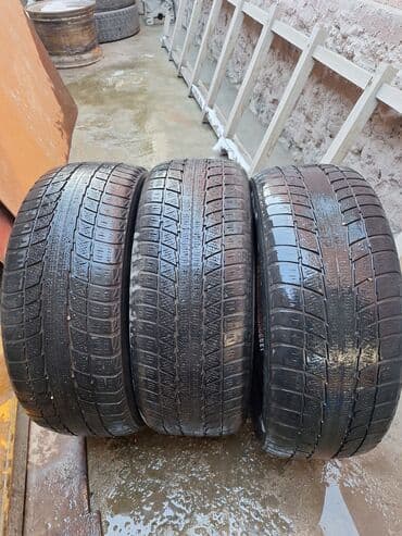 зимние шины на портер: Продаю шины 3 шт. размер 225.55.17 . на один сезон норм зимние - — 1