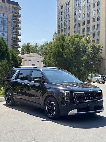 Kia Carnival: 2024 г., 3.5 л, Автомат, Бензин, Вэн/Минивэн — 1