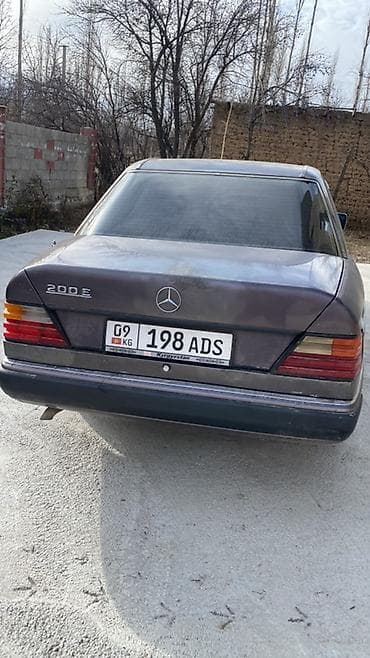 клыки на легаси: Mercedes-Benz W124: 1991 г., 2 л, Механика, Бензин, Седан — 3
