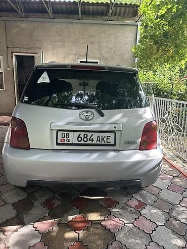 ist: Toyota Ist: 2002 г., 1.3 л, Автомат, Бензин, Хэтчбэк — 2
