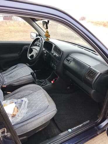 крыло на гольф 2: Volkswagen Golf: 1993 г., 1.8 л, Механика, Бензиновая, Хэтчбэк — 7