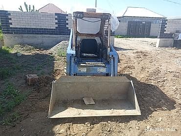 установка оборудования: Мини-погрузчик (скид-стеер) с ковшом - Универсальная спецтехника для — 2