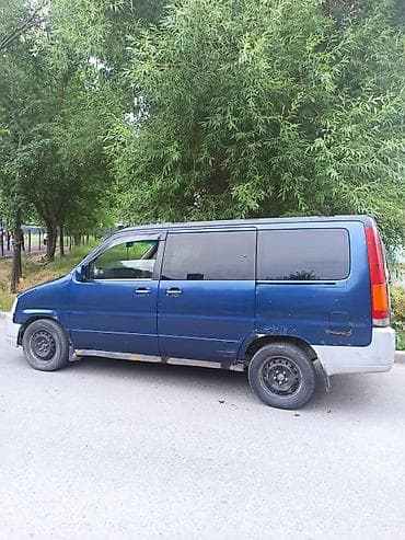 step 2: Honda Stepwgn: 1996 г., Минивэн — 5