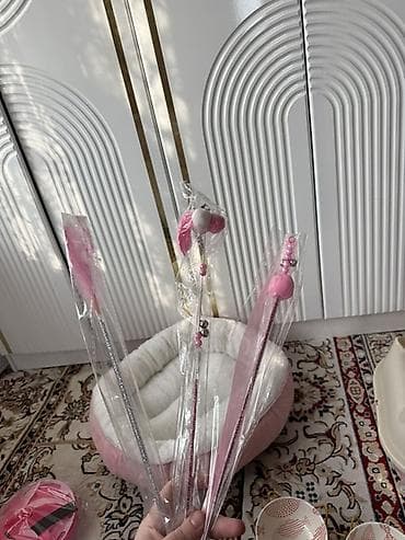 дом для животных: Комплект аксессуаров для кошек и собак В составе: - Лоток для туалета — 7