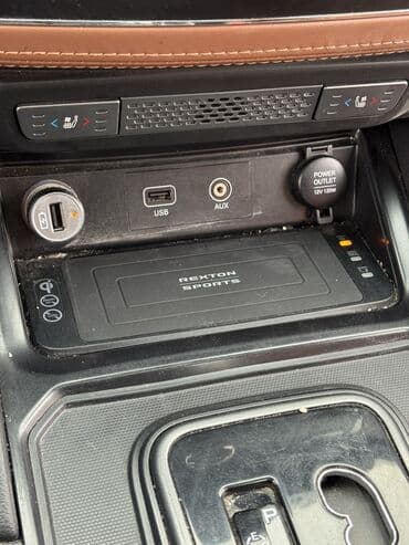 продаю связи с переездом: Ssangyong Rexton: 2020 г., 2.2 л, Автомат, Дизель, Пикап — 5